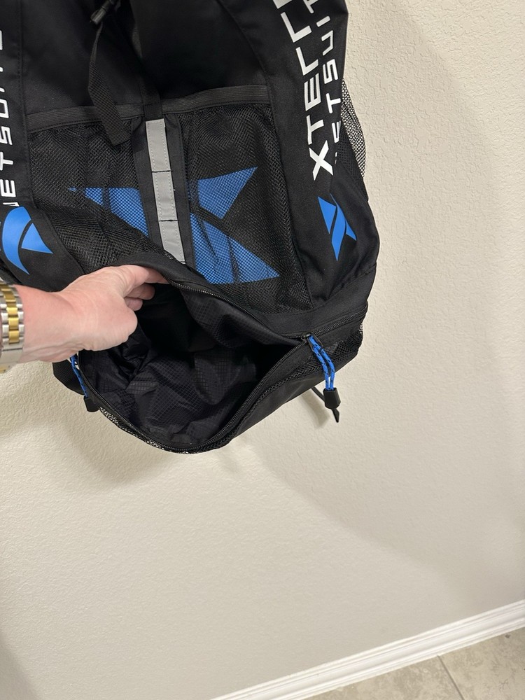 XTERRA Wetsuits Tri Pack Backpack Triathlon Transition Bag Black Blue NWT