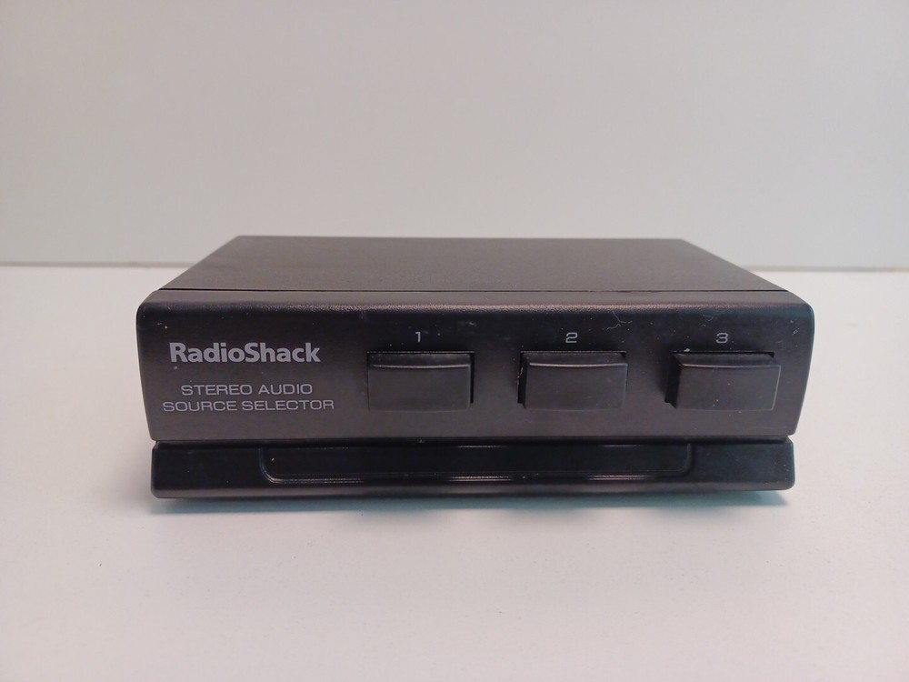 Radio Shack 3 Component Audio Source Control Center 42-2112