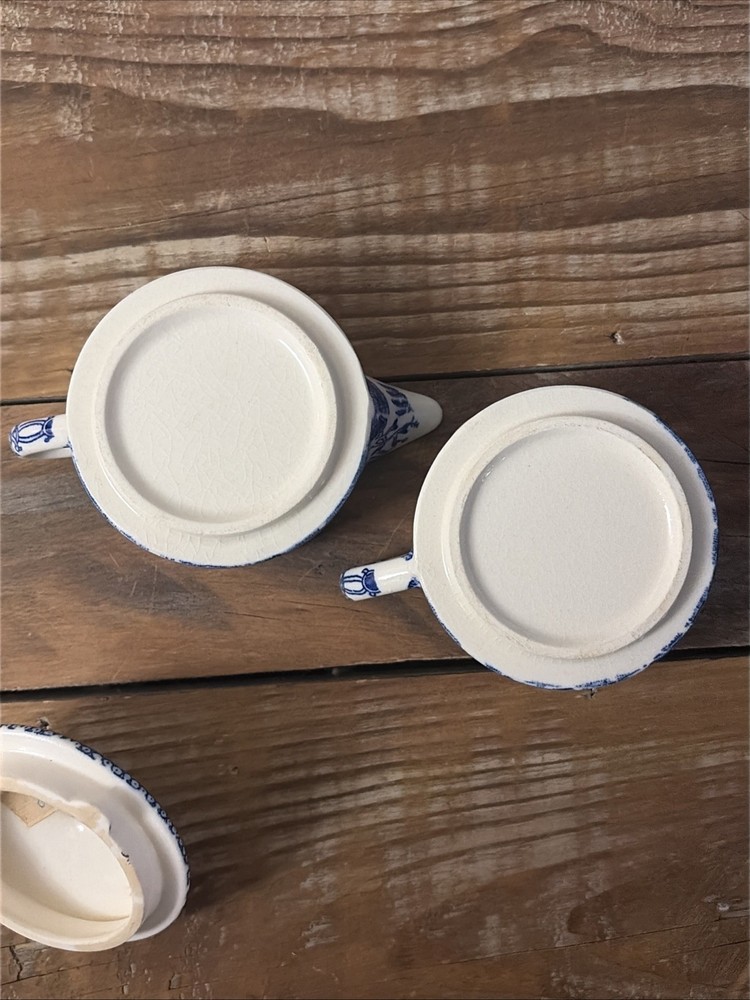 Vintage Stackable Creamer And Sugar Bowl Blue Pattern Unmarked