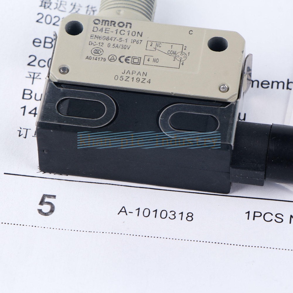 1PCS NEW Omron Limit Switch D4E-1C10N D4E1C10N