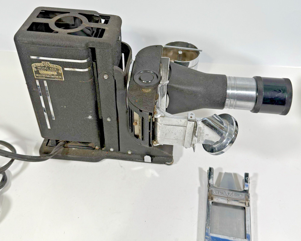 Vintage SVE Tri‑Purpose Projector Model AAA Tested Original Case