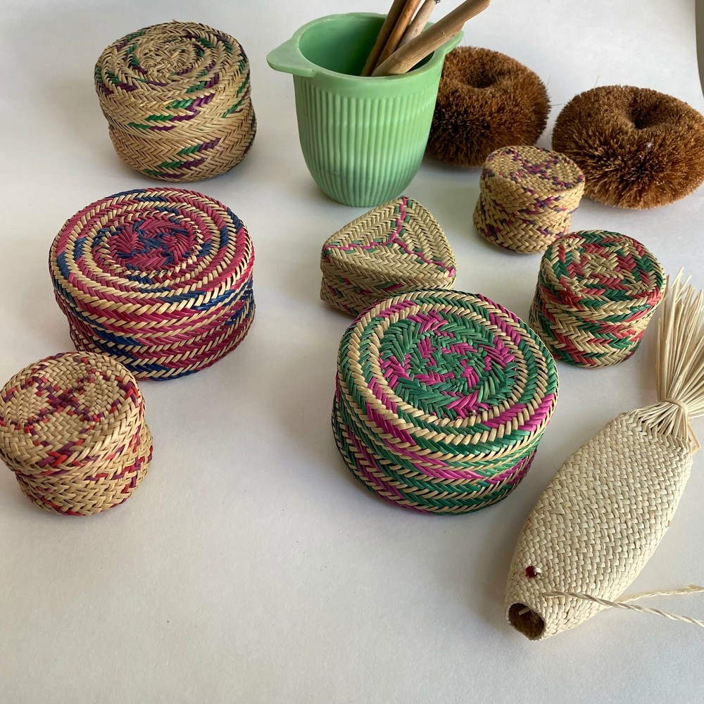 Small hand woven basket with Lid