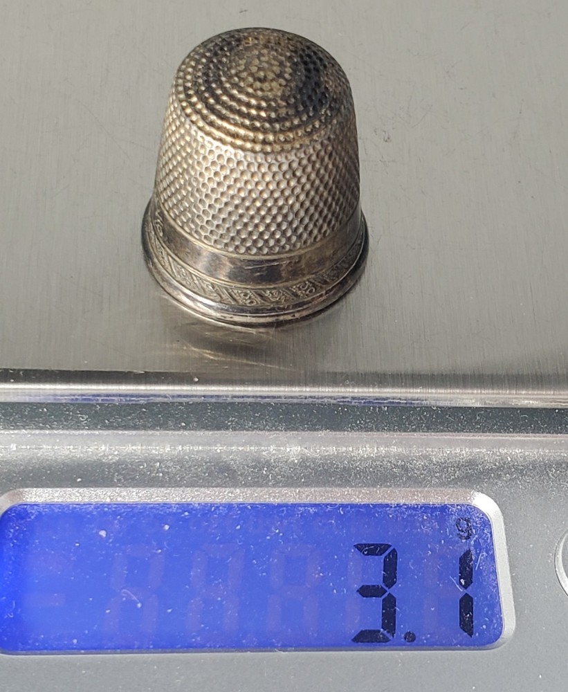 Antique Sterling Silver Thimble Sz L2