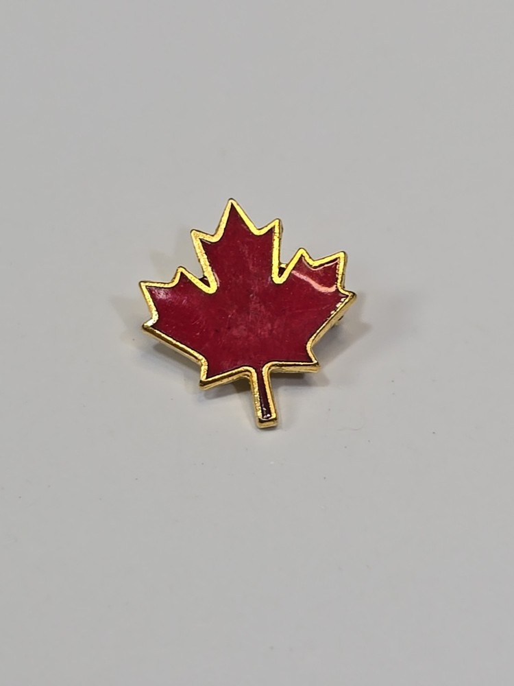 Canada Maple Leaf Souvenir Lapel Pin Very Small Size