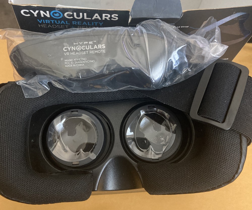 CYNOCULARS Virtual Reality Headset & Remote - As Seen On TV