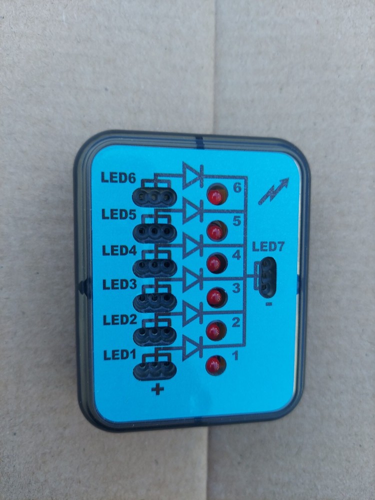 SMARTLAB Smart Circuits Games Gadgets Electronics LED Module