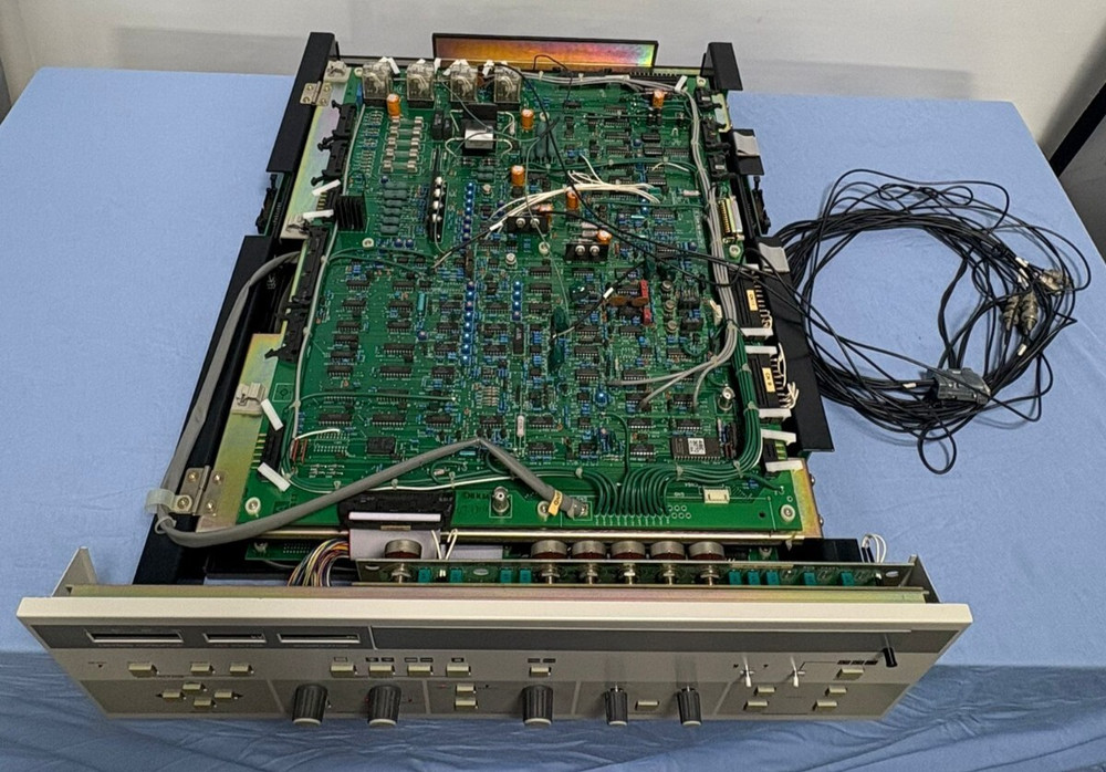 Hitachi SEM Scanning Electron Microscope S-2460N Control Panel Part 48E-0732