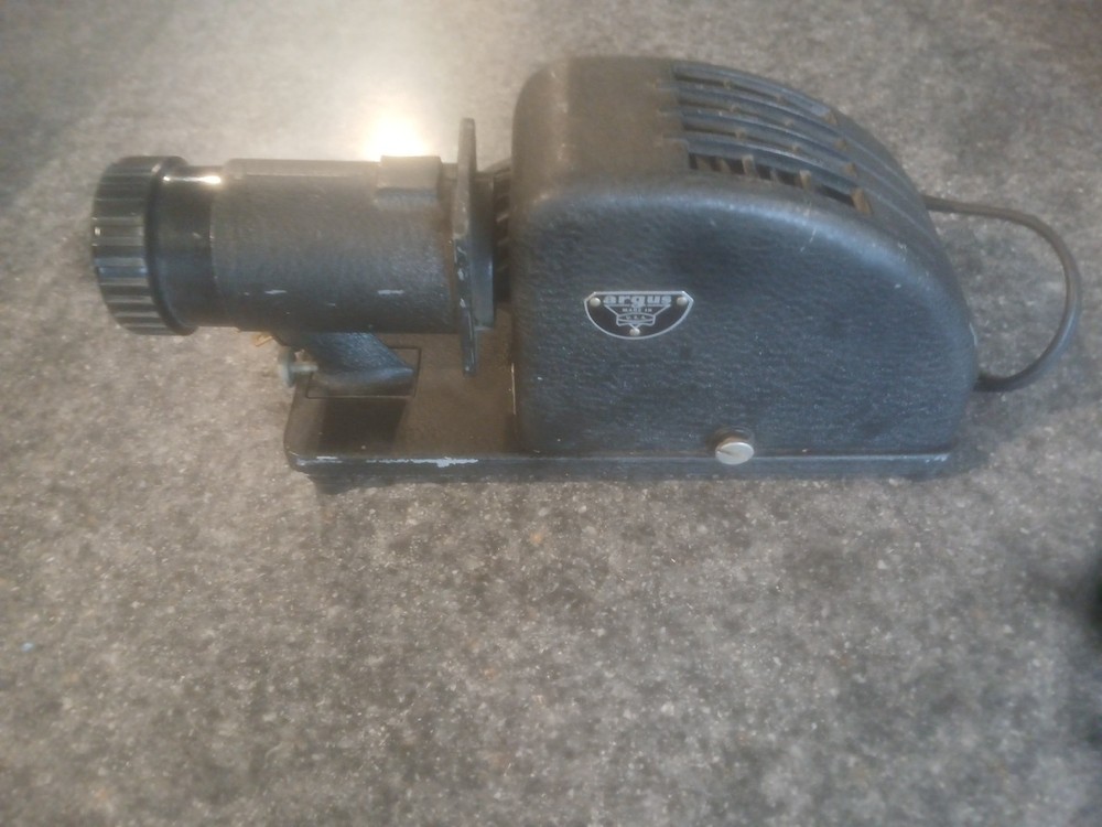 Vintage Argus Slide Projector