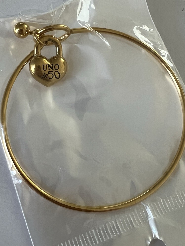 UNO D 50 Stainless Steel Bangle New