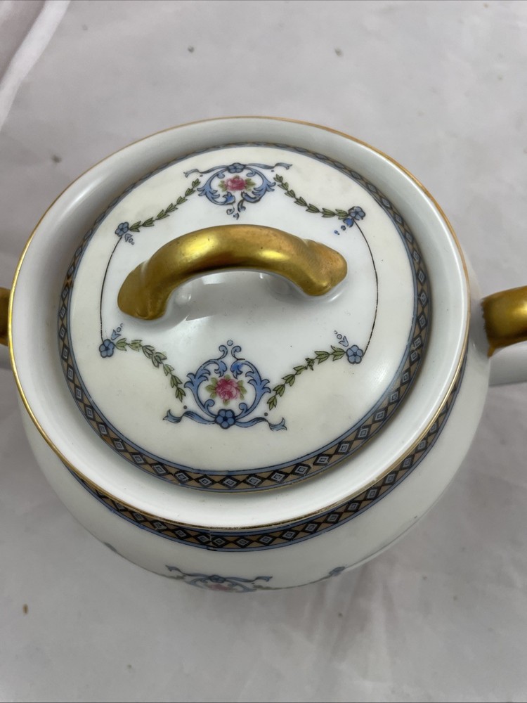 Noritake Glenedon Sugar Bowl with Lid