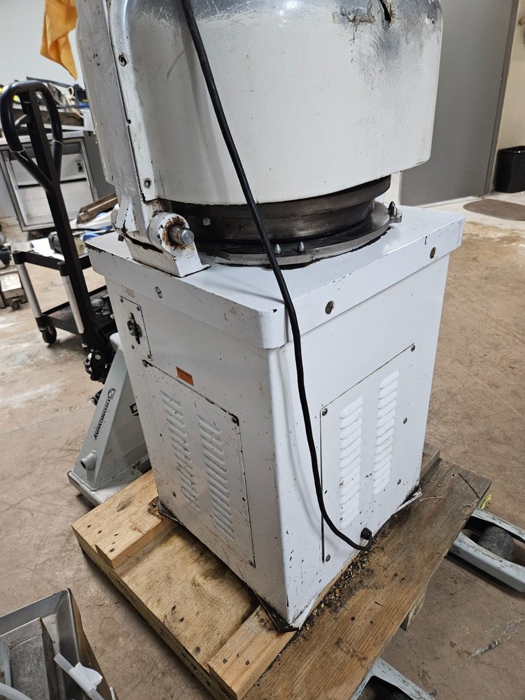 oliver dough rounder 120v