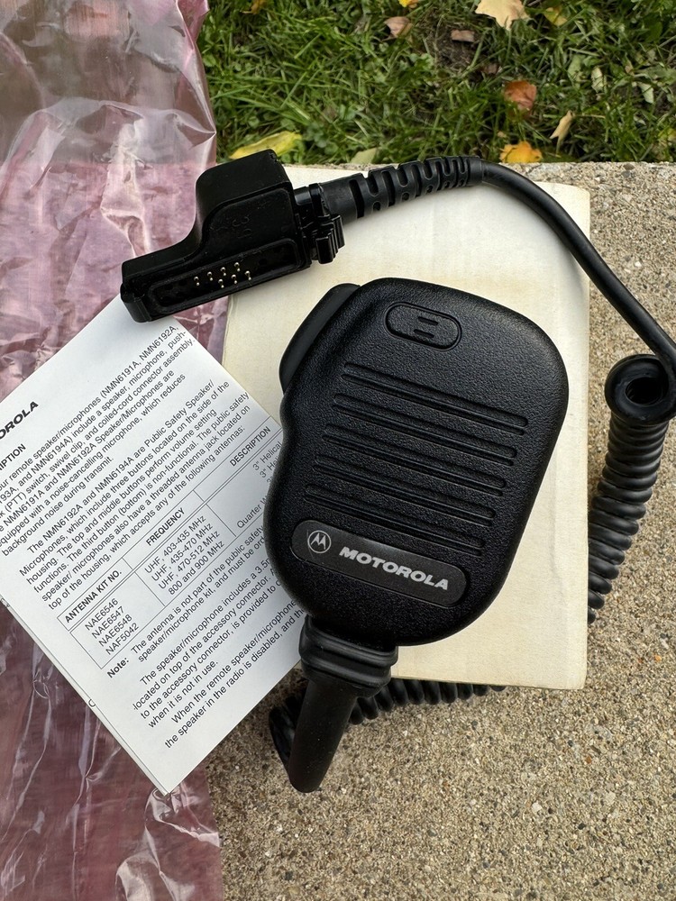 Motorola Remote Speaker Mic NMN6193A NOS