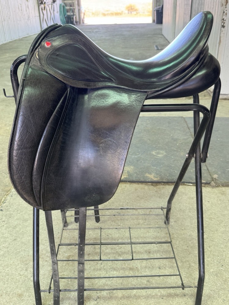 Lemke Dressage Saddle