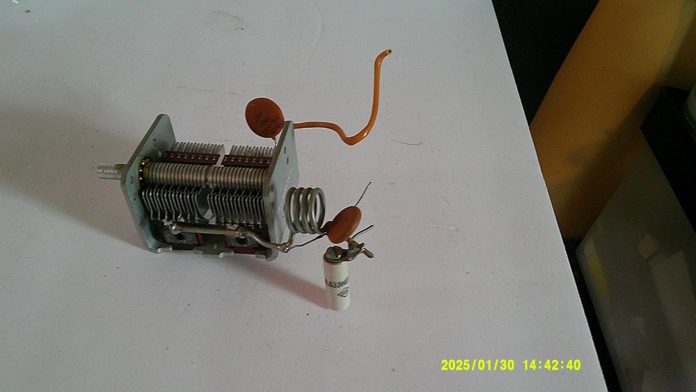 Vintage Halicrafters HT-40 Transmitter Plate Tuning Cap