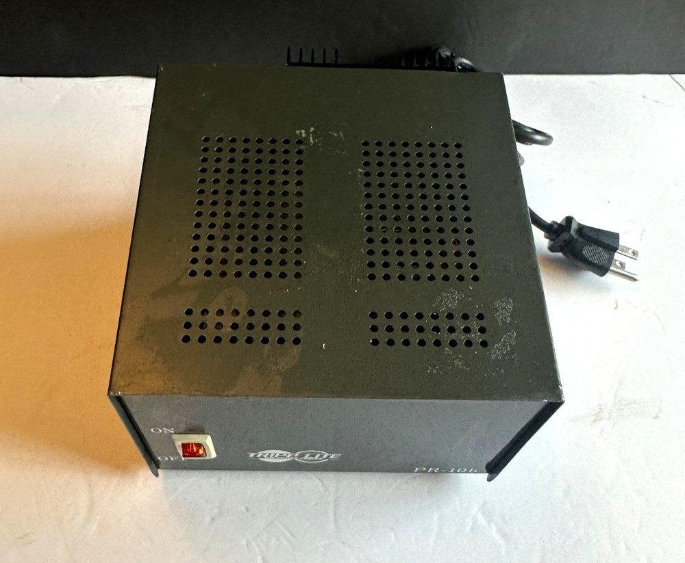 Tripp-Lite PR-10 precision regulated DC power supply