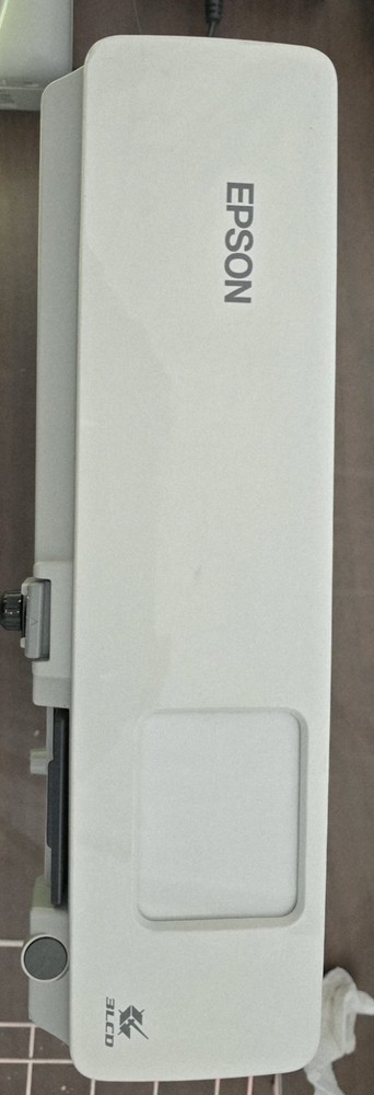 Epson PowerLite 83c 3LCD Projector