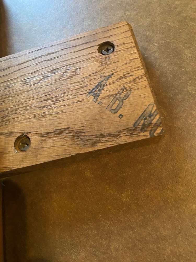 A Brandt Ranch Oak Pedestal End Table - Nice!