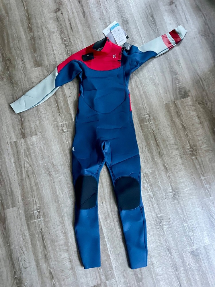 Hurley Boys Advantage 4/3mm fullsuit size 14