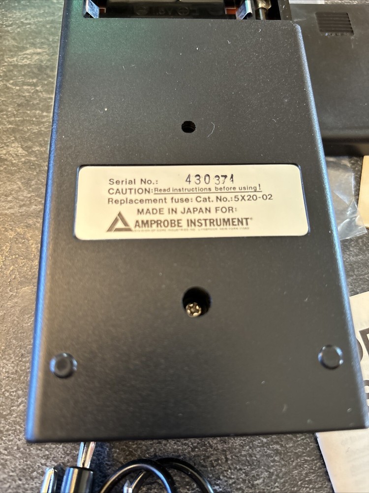 Amprobe Model AM-9 Digital Multimeter With Accessories #DD