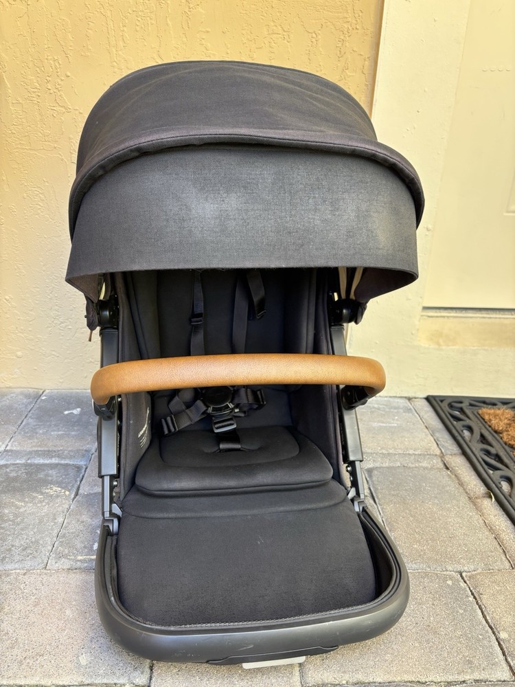 Nuna Demi Next Seat