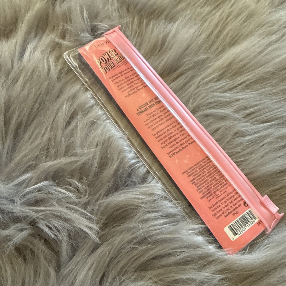 Benefit Cosmetics Dual-Ended Angled Eyebrow Brush