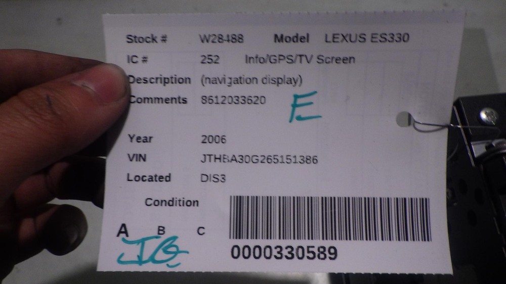 06 LEXUS ES330 Info Screen 8612033620