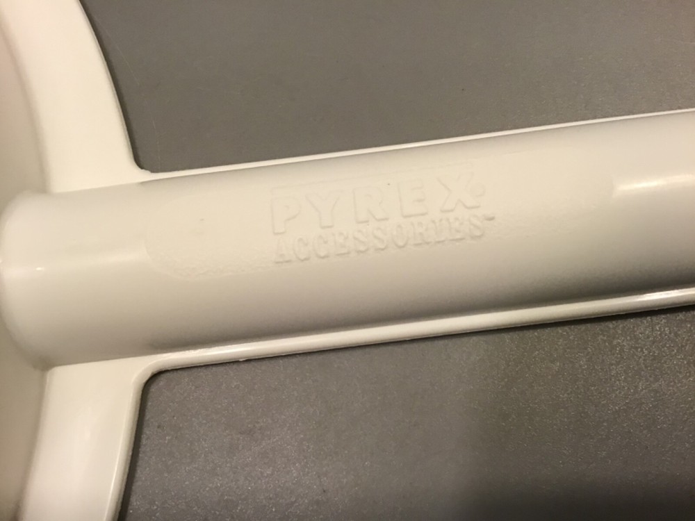 Vintage Pyrex Accessories White Colander/ Strainer With Handle