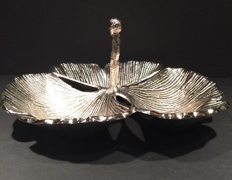 Metal Nut Dish Leafe Desgn Three Compartment