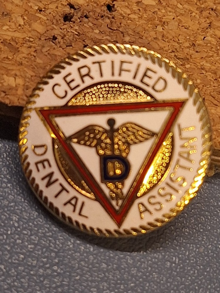CERTIFIED DENTAL ASSISTANT LAPEL PIN