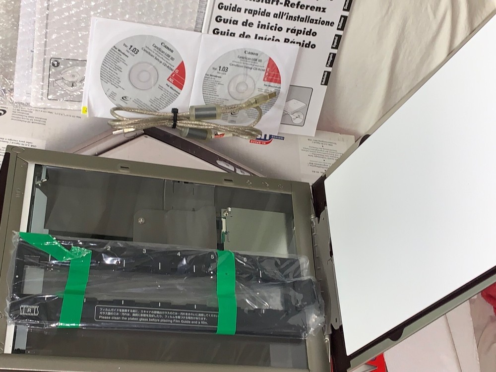 Canon CanoScaN LiDE 80 (Open Box)