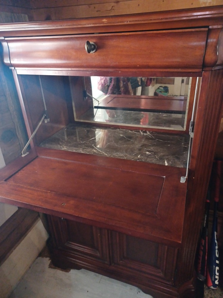 wine bar cabinet
