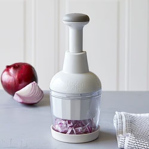 Pampered Chef Push Function Food Chopper - White - #2585 -