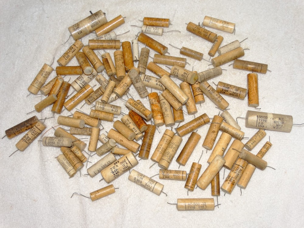 100 - Vintage 1950's Ceramic Capacitor Pulls 100-150-200 vdc #17