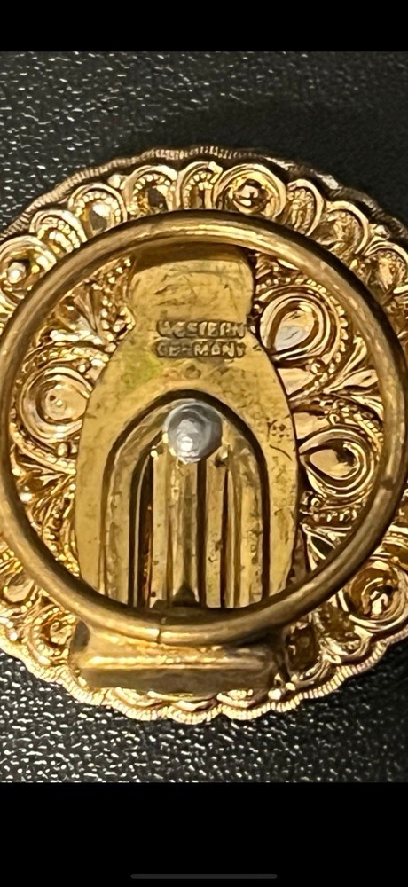 Vintage Germany Clip