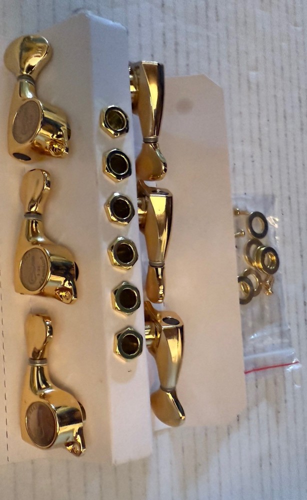 Guitar Tuning Pegs