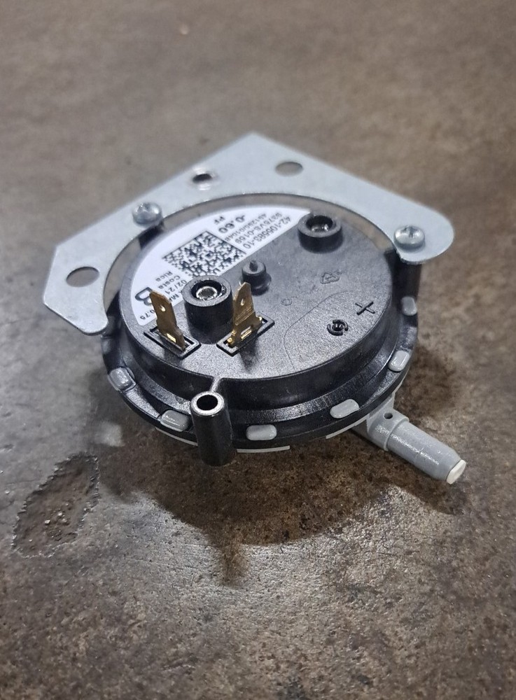 -0.60 Pressure Switch 42-105583-10 Max make -0.75
