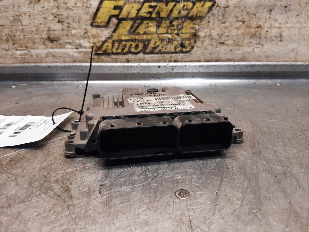 Engine ECM Computer 2.8L Engine Control Fits 2005 LIBERTY 1236981