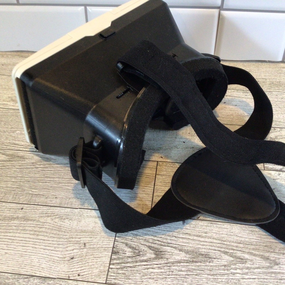 Polaroid VR Virtual Reality Headset-with Strap