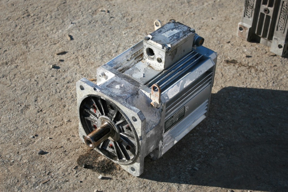 Weber DS 100-K Servo Motor