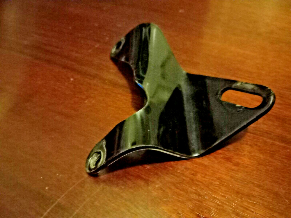 Harley-Davidson TOURING BIKE 65988-07A Exhaust Pipe Support Bracket