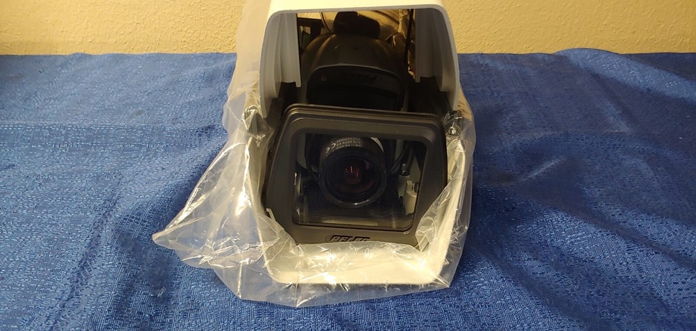 Pelco IXS0DNI2-EAT Security Camera & Enclosure