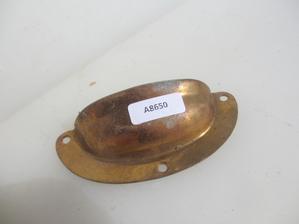 Vintage Brass Drawer Cup Handle Cupboard Pulls Shell Old Antique x1