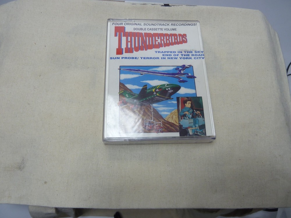 THUNDERBIRDS !  DOUBLE CASSETTE SET - FOUR EPISODES - GREAT CONDITION!