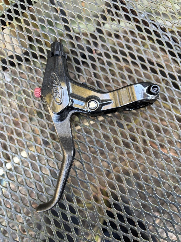 avid brake lever