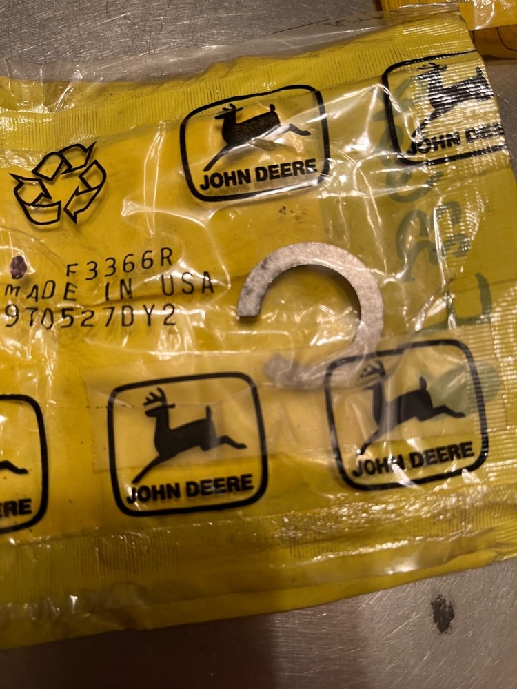 F3366R   Genuine  OEM  John Deere  Snap RING