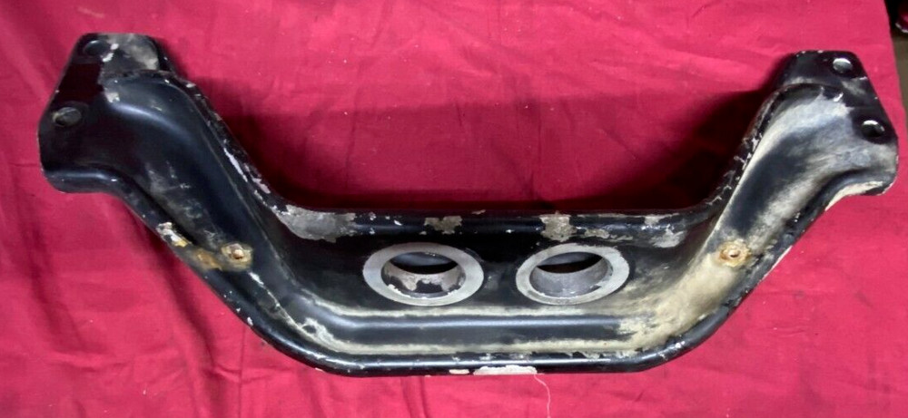 KENWORTH OEM FRONT ENGINE MOUNT K107 778 , HT 173866