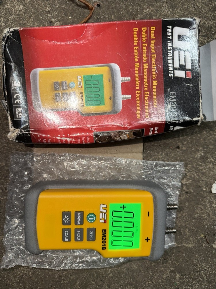UEi Test Instruments EM201B Dual Input Differential Manometer
