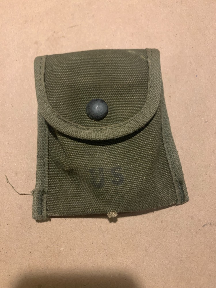 U.S. Military First Aid Compress/Compass Pouch
