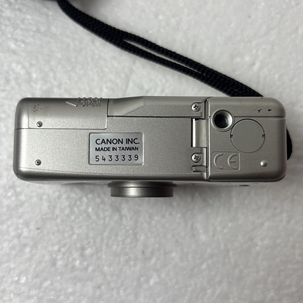 Canon Elph LT 260 APS Point & Shoot Camera w/ Case