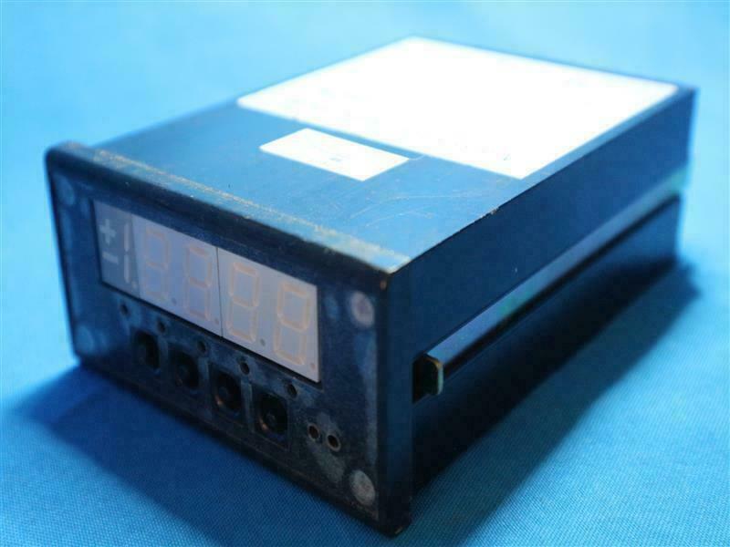 SM-10 SM10 Microprocessor Based Indicator w/ Missing Cover
